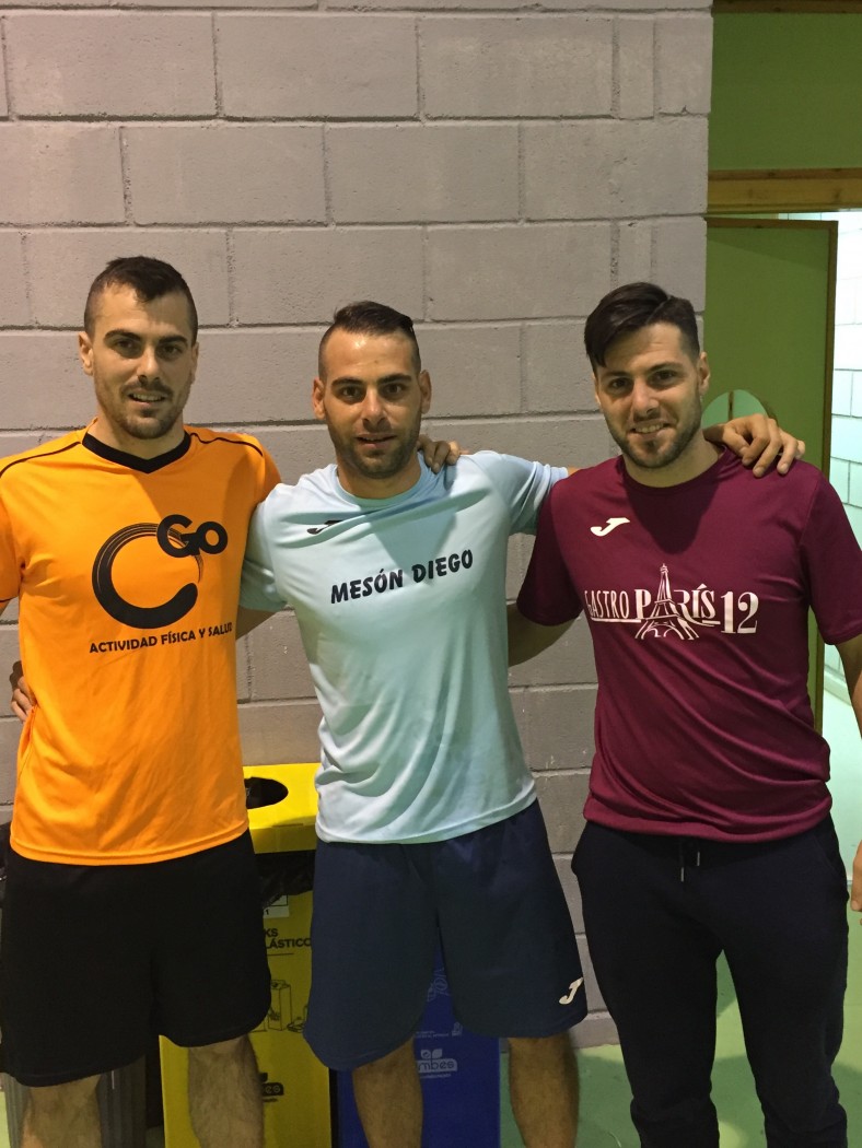 FOTOS DE: El Trío de Los Hermanos "García Villegas" Sáb. 11-11-2017